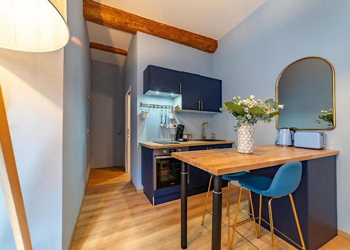 Le Bleu Jean Denim Arenes - Nuit A شقة